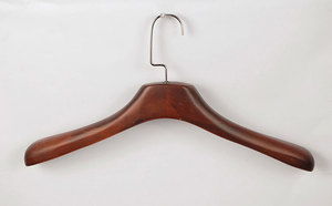 竹木西服衣架 融合自然與實(shí)用的家庭日用藝術(shù)